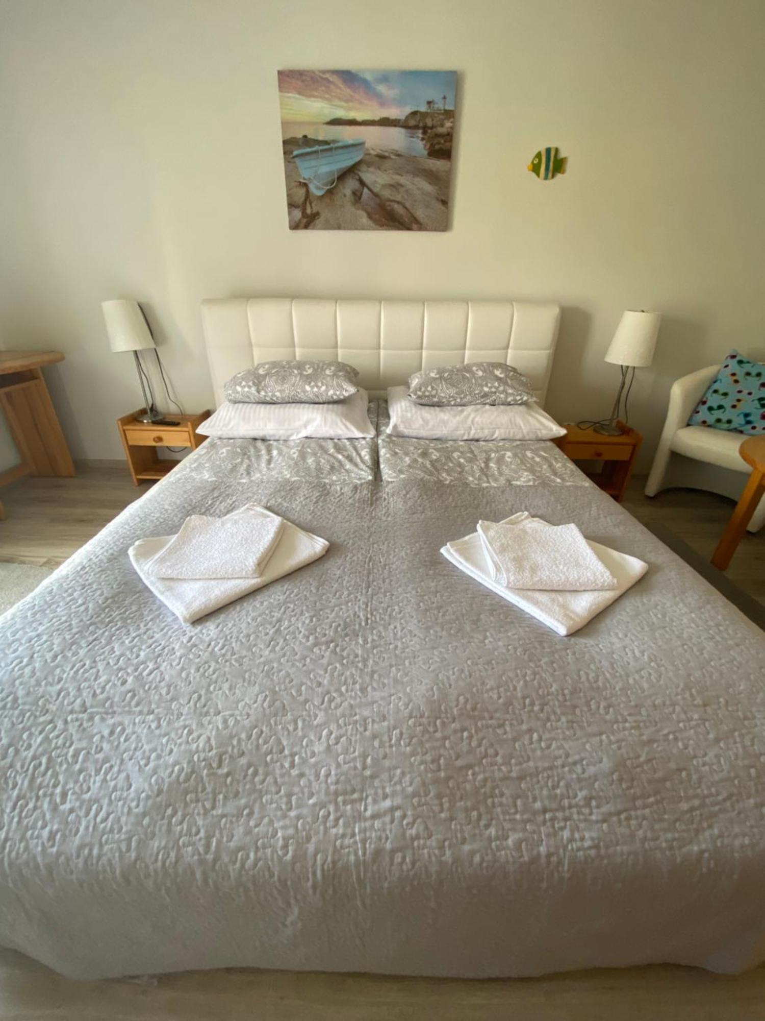 Altona Bed & Breakfast